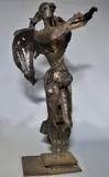 Lidia Juarez, Angel, escultura de chapa labrada y soldada