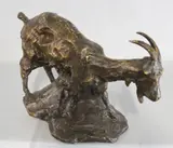 Rembrandt Bugatti, Cabra, escultura de bronce patinado
