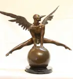 Jorge Marín, Untitled, escultura de bronce patinado