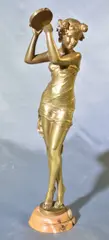 Bailarina Con Pandereta by Giuseppe D'aste, escultura de bronce dorado, offered Dec 2023