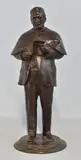 Théodore Rivière, Figure Of Louis Pasteur, escultura de bronce con pátina marrón