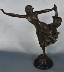 Claire Colinet, Bailarina Egipcia, escultura de bronce