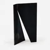 Amílcar de Castro, Untitled, Escultura em aço de corte e dobra vertical