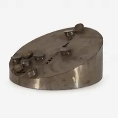 Untitled by Caciporé Torres, Escultura em aço, offered Jun 2016