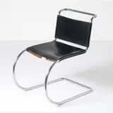 Ludwig Mies van der Rohe, Seis cadeiras modelo MR10