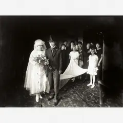 Martín Chambi, La boda Gadea, Papel de sais de prta com base de fibra e banho de selênio