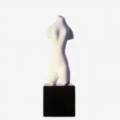 TORSO by Bruno Giorgi, Escultura em mármore branco de carrara, offered Dec 2003