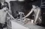 Patrick Knight, Weighing Gold / Pesando Ouro, 1980, fotografia