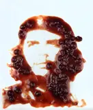 Vik Muniz, Che (Black Bean Soup)