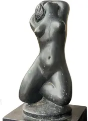 Figura feminina by Alfredo Ceschiatti, 1942, escultura em fundição bronze patinado, offered Nov 2024