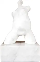 Cantora by Doménico Calabrone, 1985, escultura em mármore, offered Nov 2023