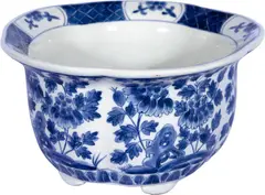 Untitled by Cachepot circular, porcelana chinesa, offered Apr 2023