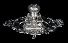 Untitled by Tinteiro de forma retangular, cristal baccarat e prata portuguesa, offered Apr 2023