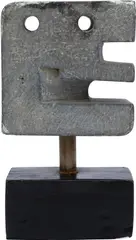 Totem by Mário Cravo, escultura em madeira e concreto, offered Mar 2023