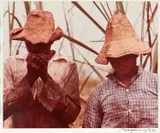 Dois Homens com Chapéu by Araquém Alcântara, 1983, fotografia, offered Dec 2022