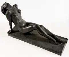 Mulher by Joaquim Figueira, escultura em bronze, offered Aug 2022