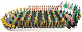 Nelson Leirner, Discurso, 2007, escultura em madeira, pintada com objetos diversos