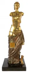 Nu Feminino by Diego Ortega, escultura em bronze, offered Aug 2022