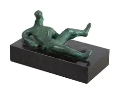 Mulher Deitada by Sonia Ebling, escultura em bronze, offered Oct 2021