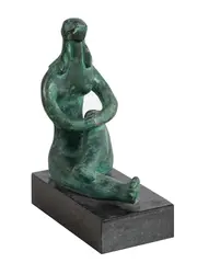 Mulher Sentada by Sonia Ebling, escultura em bronze, offered Oct 2021