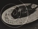 Man Ray, Cuisine, 1931, fotogravura / raygrafia