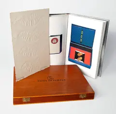 Caixa de Fumaça by Rubens Gerchman, serigrafia, offered May 2021