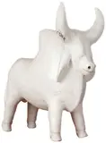 Boi by Mestre Vitalino, escultura em terracota pintada, offered May 2021