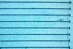 Piscina by Cássio Vasconcellos, 2007, fotografia em papel hahnemühle, offered Nov 2020
