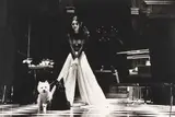 Tuca Reinés, Mulher com Dois Cães