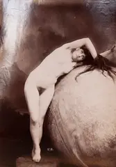 Reclining Female Nude by Gaudenzio Marconi, fotografia, offered Oct 2020