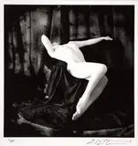 Fuyuki Hattori, Nude, 1981, Foto pb sobre papel
