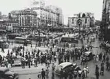 Praça da Sé by Hildegard Rosenthal, Foto pb em gelatina e prata sobre papel, offered Sep 2020