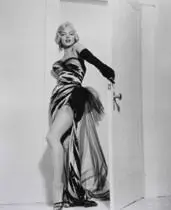 Marilyn Monroe by Frank Powolny, Foto pb sobre papel, offered Sep 2020