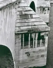 Paris by Tuca Reinés, Foto pb sobre papel, offered Sep 2020