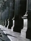 Paris by Tuca Reinés, Foto pb sobre papel, offered Sep 2020