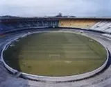Doug Hall, Estádio Do Maracanã