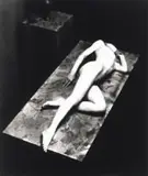 Nude by Fuyuki Hattori, 1988, Foto pb sobre papel, offered Sep 2020