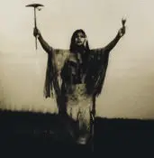 Ghost Dancer, Lakota Nation by David Michael Kennedy, 1998, Foto pb sobre papel, offered Sep 2020