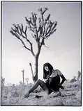Steve Diet Goedde, Alsana, Joshua Tree, 2003, Foto pb sobre papel