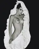 Greg Gorman, Nissa in Skirt