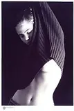 Fabio Cabral, Mulher Tirando a Blusa, Foto pb sobre papel
