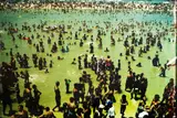 Daniel Klajmic, Na água, Foto cor sobre papel