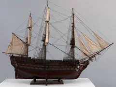 HMS Victory by Modelo Naval, maquete de barco em madeira e tecido, offered Sep 2020