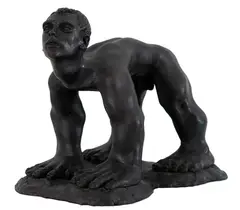 Sem Título by Florian Raiss, escultura em bronze, offered May 2020