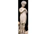 Adolfo Cipriani, Niña con paloma, marmol