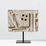 Kenjirō Azuma, Ohne Titel, 1961, Steinrelief, farbig gefasst