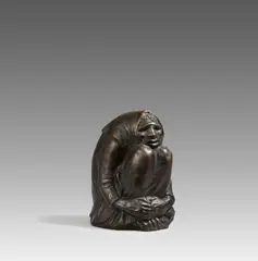 Frierende Alte by Ernst Barlach, 1937 (Entwurf), Bronze, dunkelbraun patiniert, sold Jun 2025