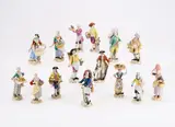 14 Figuren aus den 'Cris de Paris' by Meissen, Ende 19. bis Ende 20. Jh, Porzellan, farbig staffiert, gold dekoriert, sold May 2025