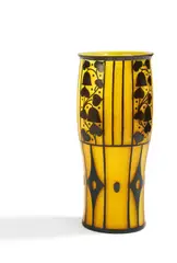 Loetz Witwe, Vase, Um 1912, Farbloses Glas, milchig hellgelb hinterfangen