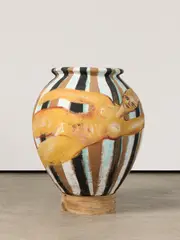 Ohne Titel (Amphore) by Elvira Bach, 1990, Ton, farbig gefasst. Auf Holzring, sold Jul 2025